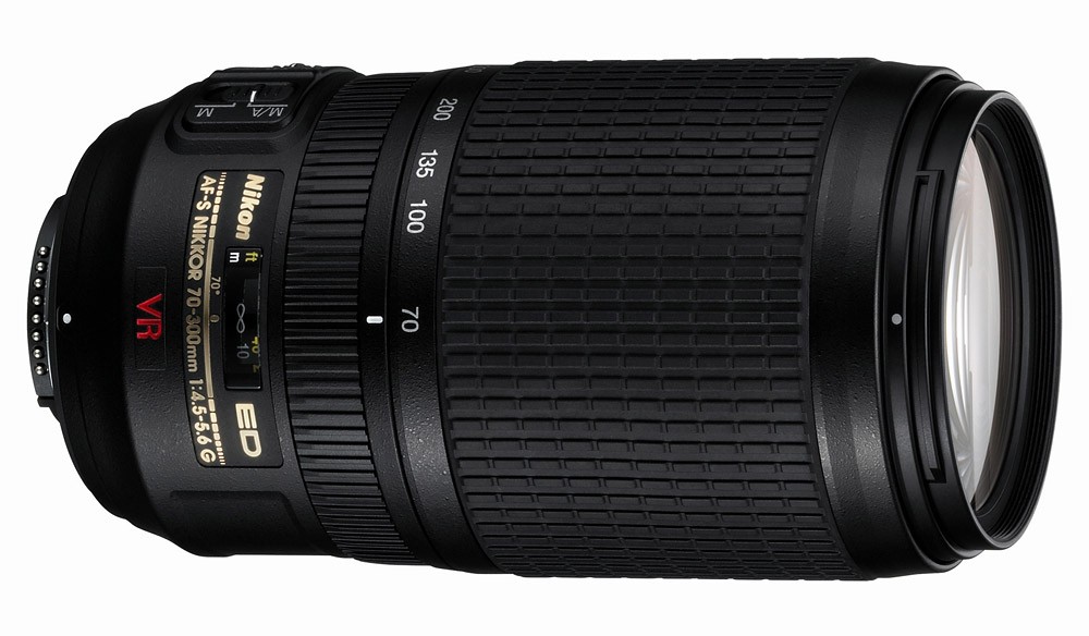 Nikon AF-S 300 mm 1:4E PF ED VR vs. AF-S VR Zoom 70–300 mm 1:4,5–5,6G IF-ED.