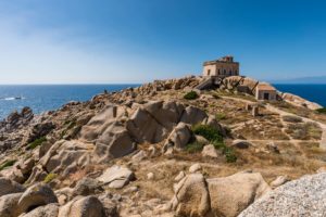 Sardinien,felsen,steine,kueste,meer,landschaft,natur,Leuchtturm