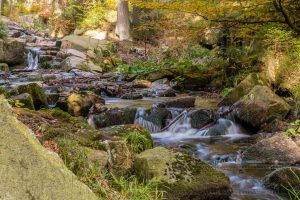 fluß, bach ,steine,wasser,langzeitaufnahme,graufilter, nd filter, natur, landschaft,harz