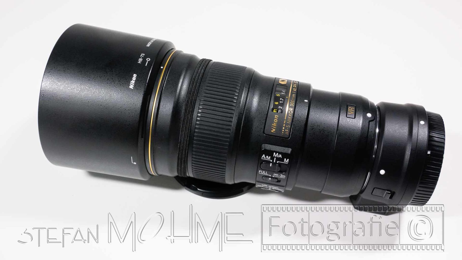 Nikon 300mm F/4.0 und FTZ Adapter